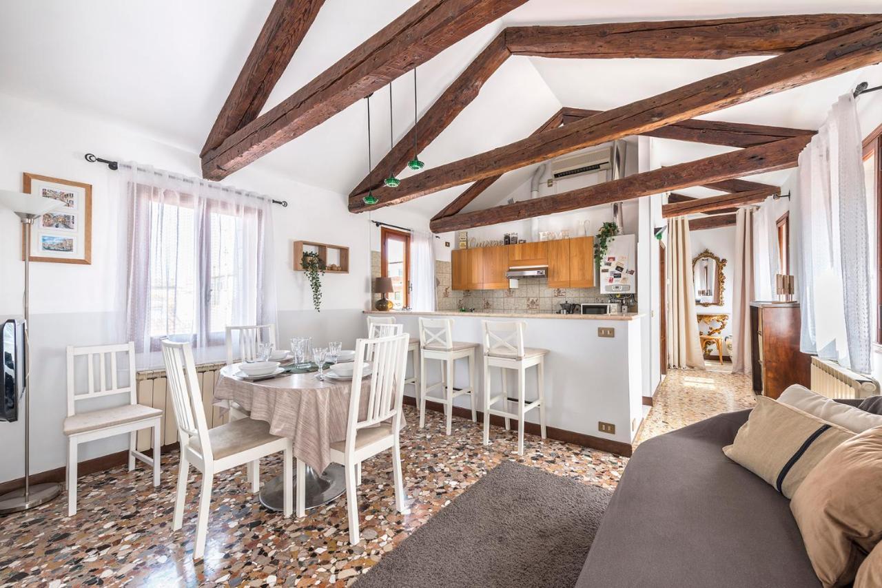 Colombina Like At Home 3 Bedrooms Fully Equipped Air Conditioned Veneza Exterior foto